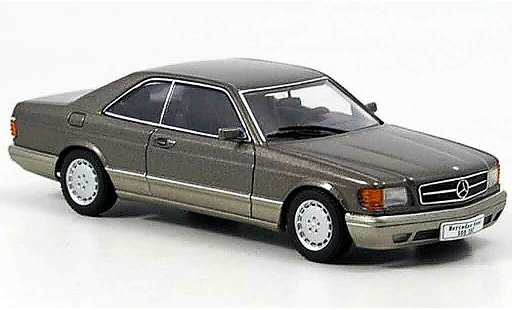 Mercedes 500 Coupe 1/43 Autoart (W126) grijs modelauto