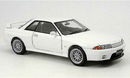 Nissan Skyline R32 1/18 Autoart gtr v-spec.ii wit modelauto