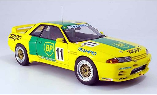 Nissan Skyline R32 1/18 Autoart gtr bp oil 1993 modelauto