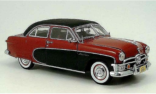 Ford Crestliner Berline 1/18 Precision rood-zwart 1950 modelauto