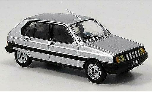Citroen Visa Club 1/43 IXO grijs metallic 1981 modelauto