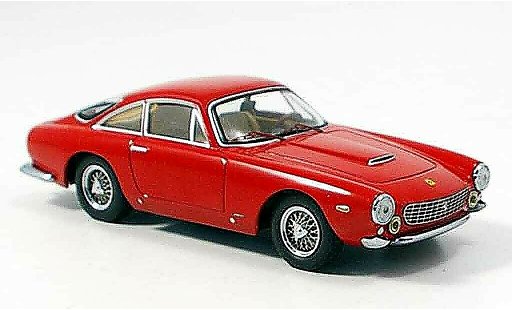 Ferrari 250 GT 1962 1/43 IXO sedan lusso rood modelauto