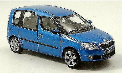 Skoda Roomster Base 1/43 Abrex blauw 2006 modelauto