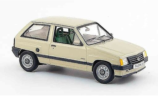 Opel Corsa A Base 1/43 Schuco a beige 1982 modelauto