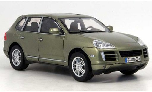 Porsche Cayenne S 1/18 Norev groen 2007 modelauto