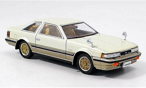 Toyota Soarer 2800 GT 1/43 Aoshima liaveced beige 1982 modelauto