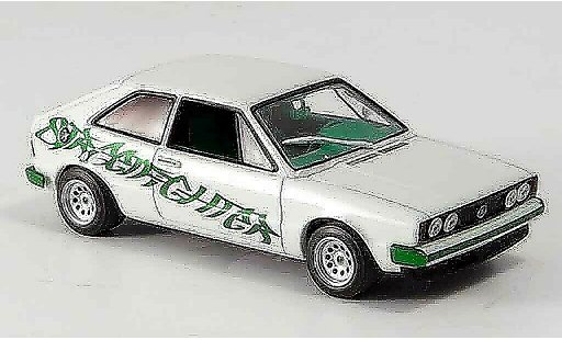 Volkswagen Scirocco Base 1/43 Minichamps street fighter wit modelauto