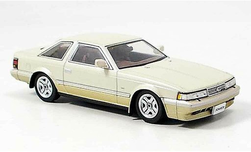 Toyota Soarer Base 1/43 Aoshima beige modelauto