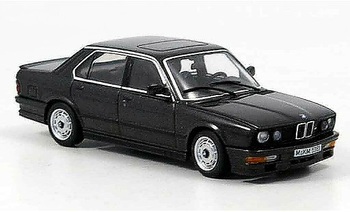 Bmw 535 berline 1/43 Autoart i (E 28) zwart 1985 modelauto