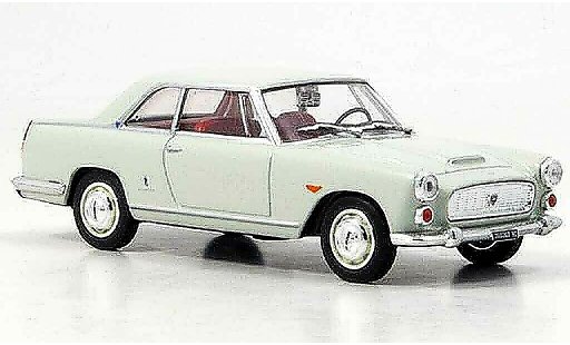 Lancia Flaminia coupe 3B 1/43 Starline creme wit 1962 modelauto