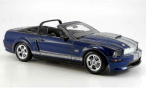 Shelby GT Convertible 1/18 Shelby Collectibles cabriolet blauw bandes grijss 2008 modelauto