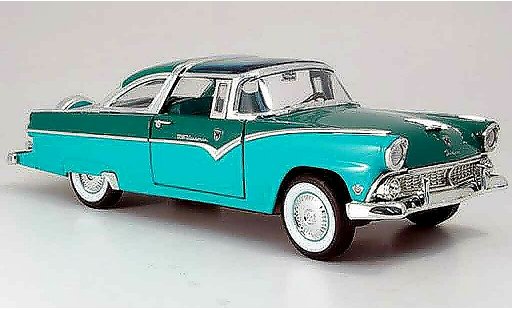 Ford Crown Victoria 1/18 Yat Ming groen/groen modelauto