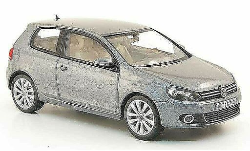 Volkswagen Golf Base 1/43 Schuco grijs 3-portes 2008 modelauto