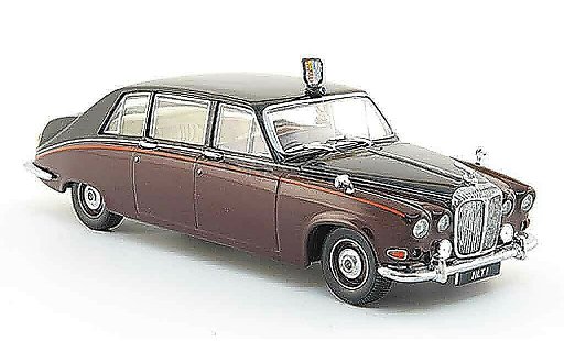 Daimler DS 420 Limousine 1/43 Oxford rood zwart Queen Mother modelauto