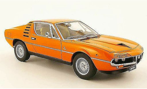 Alfa Romeo Montreal gt 1/18 Autoart oranje 1970 modelauto