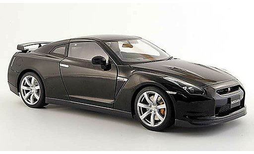Nissan Skyline R35 1/18 Autoart gt-r zwart 2008 modelauto