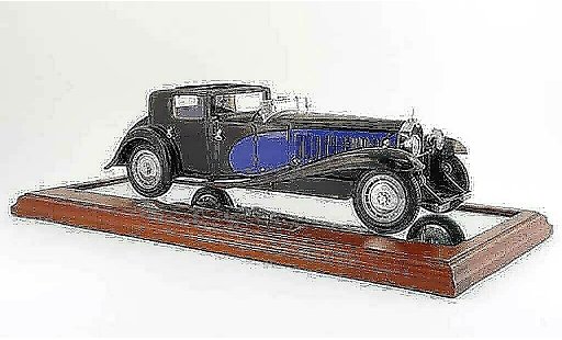 Bugatti Royale coupe de ville 1/18 Bauer zwart blauw 1931 modelauto