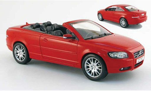 Volvo C70 Cabriolet 1/18 Powco rood 2006 modelauto