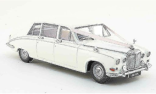 Daimler DS 420 Limousine 1/43 Oxford Sedan wit Hochzeitsfahrt modelauto
