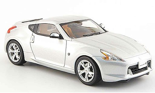 Nissan 370Z Base 1/43 Ebbro Fairlady Z grijs metallic 2008 modelauto