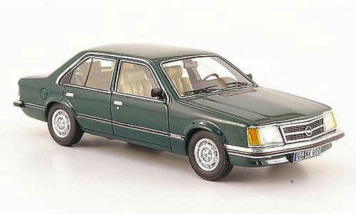Opel Commodore C 1/43 Neo 2.5 S groen 4-portes 1978 modelauto