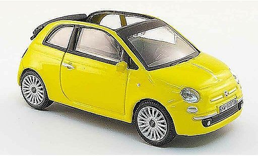 Fiat 500 Cabrio 1/43 Mondo Motors C Cabriolet geel 2009 modelauto