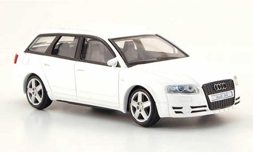Audi A4 avant 1/43 Mondo Motors wit modelauto