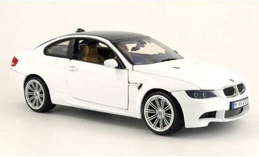 Bmw M3 coupe 1/18 Motormax E92 wit dak carbonlook 2008 modelauto