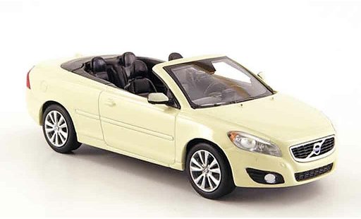 Volvo C70 Coupe 1/43 MotorArt pastellgeel modelauto