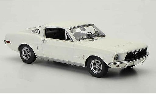 Ford Mustang Fastback 1/43 Minichamps 2+2 wit modelauto