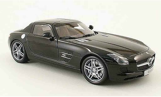 Mercedes SLS Coupe 1/18 Minichamps coupe amg (c197) zwart 2010 modelauto