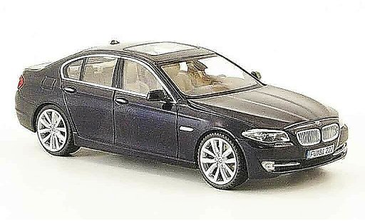 Bmw 528 berline 1/43 Schuco F10 i Sedan blauw 2010 modelauto