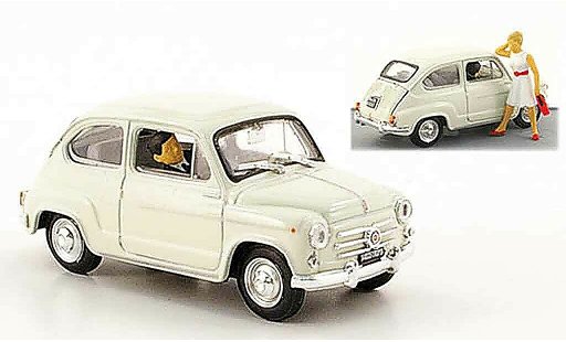 Fiat 600 D 1/43 Brumm grijs avec Figuren 1960 modelauto