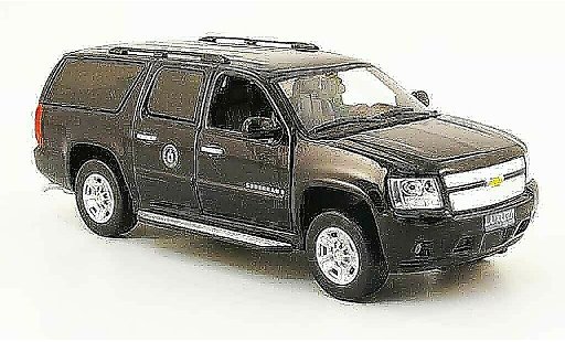 Chevrolet Suburban special edition 1/43 Luxury Die Cast CIA 2009 2010 modelauto