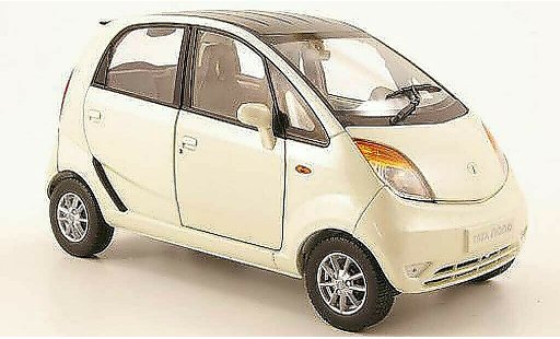 Tata Nano LX 1/18 Norev elfenbein 2009 modelauto
