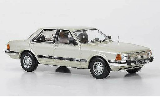 Ford Granada Berlina 1/43 IXO MKII beige 1982 modelauto