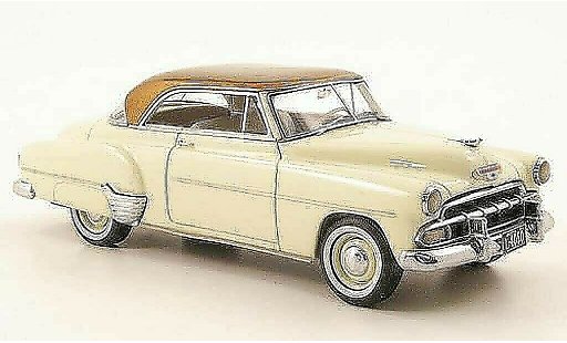 Chevrolet De Luxe Coupe 1/43 Neo HT creme/gold 1952 modelauto