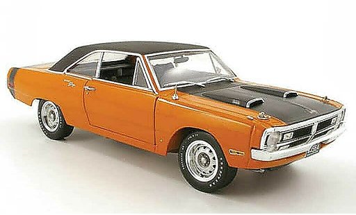 Dodge Dart 1970 1/18 Highway 61 swinger oranje/zwart modelauto