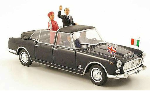 Lancia Flaminia Presidenziale 1/43 Starline Queen Elisabeth II 1961 modelauto