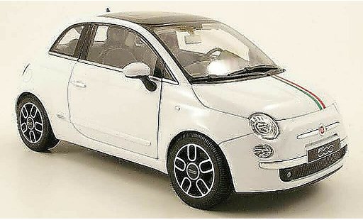 Fiat 500 Base 1/18 Welly wit italia-bandes auf dak en haube 2007 modelauto