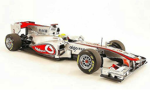 Mercedes F1 2011 1/18 Minichamps McLaren Vodafone No.3 L.Hamilton Presentationsfahrzeug modelauto