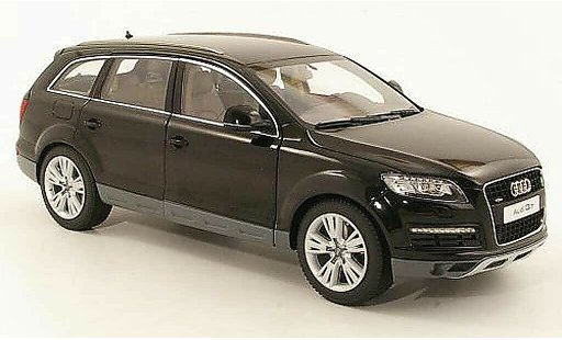 Audi Q7 facelift 1/18 Kyosho zwart modelauto