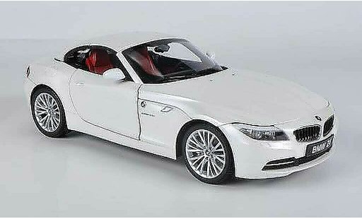 Bmw Z4 sdrive 35i 1/18 Kyosho E89 wit modelauto