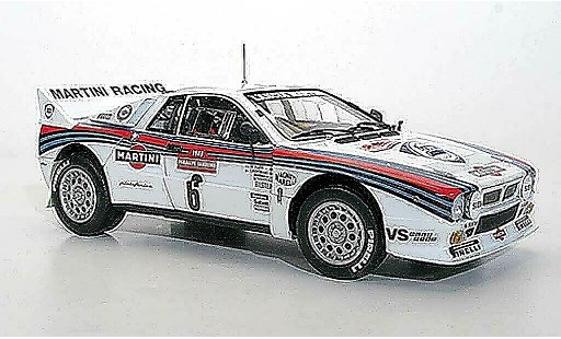 Lancia 37 Rally 1/18 Kyosho No.6 Martini M.Alen/I.Kivimaki San Remo 1983 modelauto