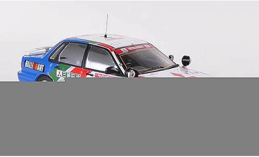 Mitsubishi Galant VR4 1/43 IXO Evo No.7 Ralliart Rally Elfenbeinkuste 1991 Shinozuka/Meadows modelauto