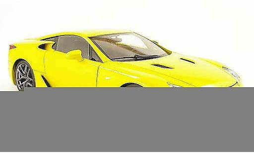 Lexus LFA Base 1/18 Autoart geel 2010 modelauto