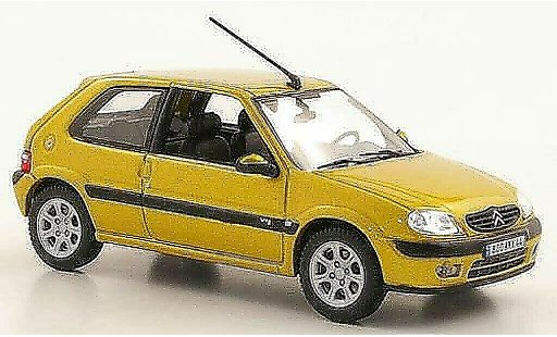 Citroen Saxo VTS 1/43 Norev geel 3-portes 2000 modelauto