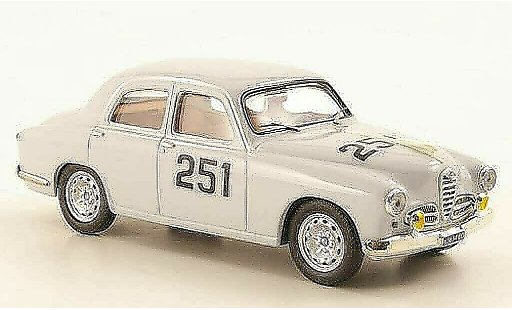 Alfa Romeo 1900 berlina 1/43 M4 No.251 Fantuzzi/Fancelli Mille Miglia 1954 modelauto
