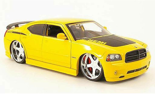 Dodge Charger Daytona 1/18 Jada Toys r/t geel/mat zwart 2006 modelauto