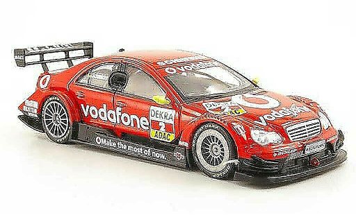 Mercedes Classe C DTM 1/43 Hachette No.2 Vodafone B.Schneider Saison 2006 modelauto